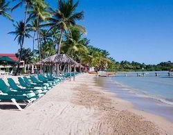 Copamarina Beach Resort Plaj