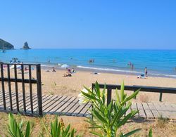 Corfu Beachfront Holiday Houses Yannis on Agios Gordios Beach Dış Mekan