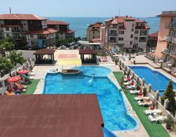 Hotel Corona by Asteri Hotels Dış Mekan