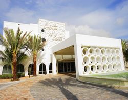 Costa d'Este Beach Resort Genel