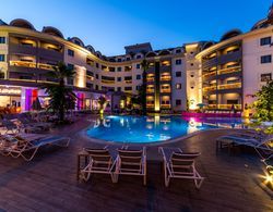 Costa Mare Suites (Ex Cosmopolitan Resort Hotel) Havuz