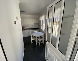 Cosy 2-bed Apartment in Funchal w/ Private Parking İç Mekan