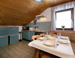 Cosy Apartment in Allgäu With Garden Yerinde Yemek