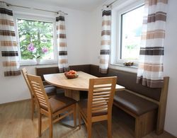 Cosy Apartment in Annaberg With Private Garden Yerinde Yemek