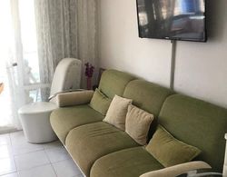 Cosy,nice and Convenient Family sea View Apartment Oda Manzaraları