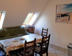 Cosy Apartment Ostsee in Zierow With Terrace Mutfak