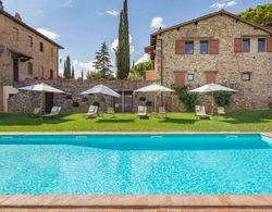 Cottage in Tavarnelle val di Pesa With Pool and Garden Havuz