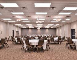 Country Inn & Suites by Radisson, Ft. Atkinson, WI Genel