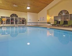 COUNTRY INN SUITES BY RADISSON GERMANTOWN WI Genel