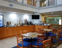 Country Inn & Suites by Radisson, Mishawaka, IN Genel