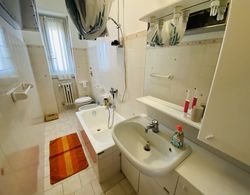 Cozy 2-bedrooms Apartment Fully-equipped Kitchen Banyo Tipleri