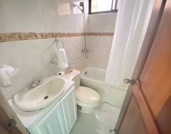 Cozy 3 Bedrooms Apt Monumental Area - Wifi and Parking Banyo Tipleri