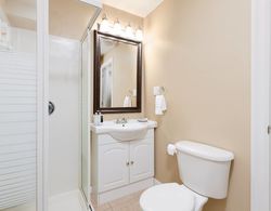 Cozy 3bdr in North Vancouver Banyo Tipleri