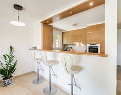 Cozy apartment for families in Blonay Oda Düzeni