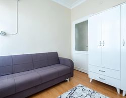 Cozy Flat With Central Location Near Golden Horn Oda