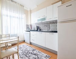 Cozy Flat With Central Location Near Golden Horn Oda