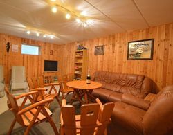 Cozy Holiday Home in Robertville With Sauna Genel