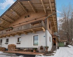 Cozy Apartment in Kitzbuhel near Ski Area Dış Mekan