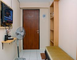 Cozy Living with Modern Design 1BR Kebagusan City Apartment Oda Düzeni