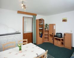 Cozy Apartment near Ski Area in Sautens Yerinde Yemek