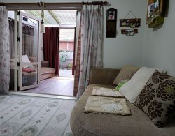 Cozy Room by Sarah Öne Çıkan Resim