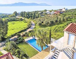 Cretan Mansion with Heated Swimming Pool Dış Mekan