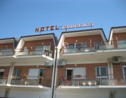 Hotel Crocenzi Dış Mekan