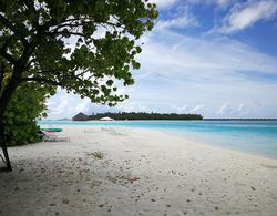 Crown Beach Hotel Maldives Genel