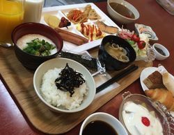 Hotel Crown Hills Takaoka Kahvaltı