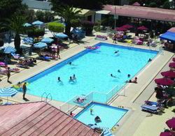 Crown Resort Elamaris Havuz