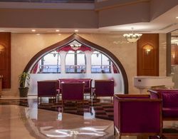 Crowne Plaza Hotel Antalya, an IHG Hotel Dış Mekan