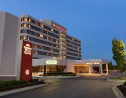 Crowne Plaza Auburn Hills Genel