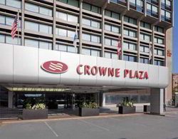 Crowne Plaza Boston Newton Hotel Genel