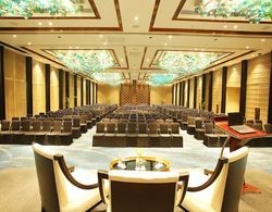 Crowne Plaza New Delhi Mayur Vihar Noida, an IHG Hotel Genel