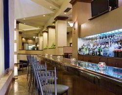 Crowne Plaza White Plains – Downtown Bar