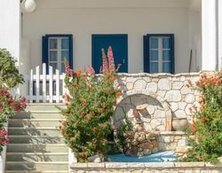 Crystal Naxos 2 Apartments at Mikri Vigla Dış Mekan