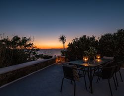Cycladic Gem Mykonos the Most Amazing Sunsets Ever Oda Düzeni