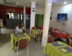 Dakar Appart'hotel Yerinde Yemek