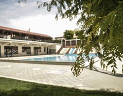 D'Aragona Hotel & Spa Havuz