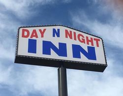 Day N Night Inn Dış Mekan