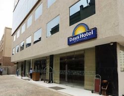 Days Hotel by Wyndham Jaipur Tonk Road Dış Mekan