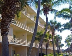 Days Hotel by Wyndham Thunderbird Beach Resort Genel