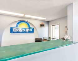 Days Inn by Wyndham Clinton Genel