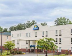 Days Inn by Wyndham Doswell At the Park Genel