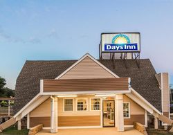 Days Inn by Wyndham Vernon Genel