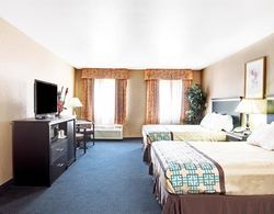 Days Inn & Suites by Wyndham Artesia Genel