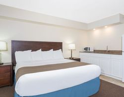Days Inn & Suites by Wyndham Baxter Brainerd Area Genel