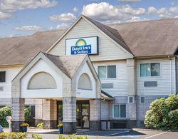 Days Inn & Suites by Wyndham Vancouver Genel