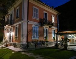 Villa dei Pini Dış Mekan