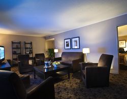 Delta Hotels Beausejour Bar